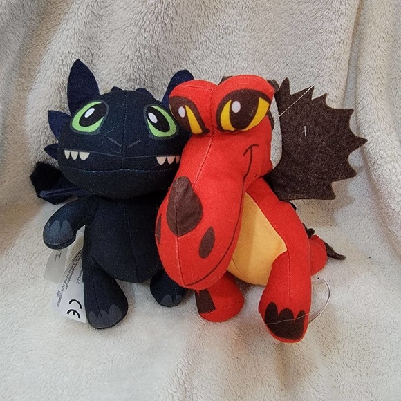Set of 2 DreamWorks How to Train a Dragon make growl noises - Picture 1 of 3
